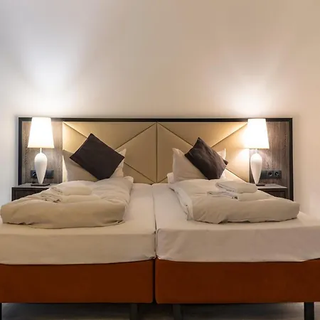 Hotel Harlesiel מלון 3*