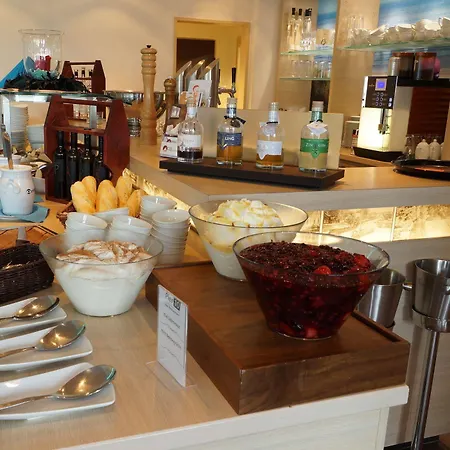 Hotel Harlesiel מלון 3*